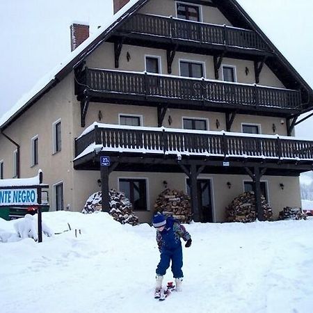 Monte Negro Bed & Breakfast ล็องเดก-ซดรุย ภายนอก รูปภาพ